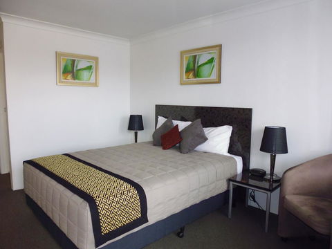 Burke & Wills Motor Inn - Hotel Gold Coast 1