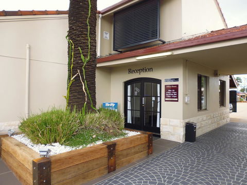 Burke & Wills Motor Inn - Hotel Gold Coast 0