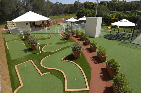 Fairways Golf & Beach Retreat Bribie Island - Hotel Gold Coast 18