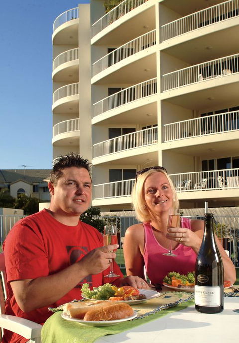 Fairways Golf & Beach Retreat Bribie Island - Hotel Gold Coast 11