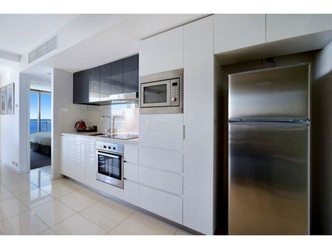 H Star Residences-- Paradise Stayz - Hotel Gold Coast 10