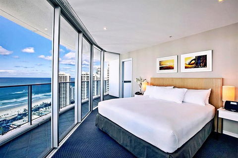 H Star Residences-- Paradise Stayz - Hotel Gold Coast 11