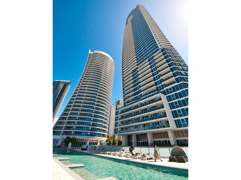 H Star Residences-- Paradise Stayz - Hotel Gold Coast 26