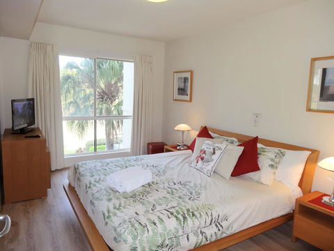 Waterfront Resort Villa With Buggy - Hotel Gold Coast 15