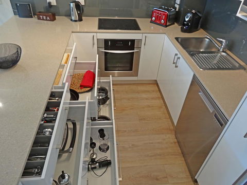 Waterfront Resort Villa With Buggy - Hotel Gold Coast 6