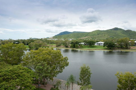 Jacana Apartments - Hotel Gold Coast 10