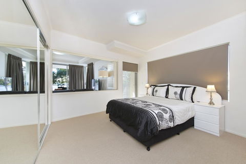 On The Bay Apartments - Hotel Gold Coast 22