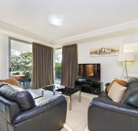 On the Bay Apartments - Hotel Gold Coast