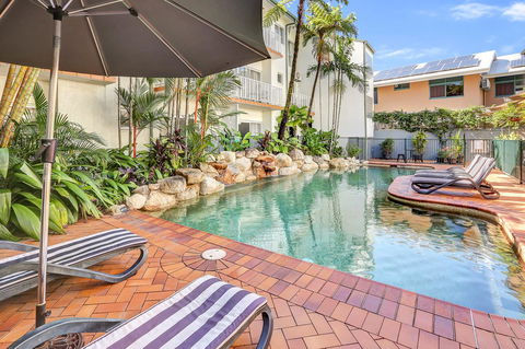 Coral Tree Inn - Hotel Gold Coast 2