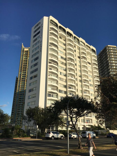 Pacific Plaza Apartments - Hotel Gold Coast 11