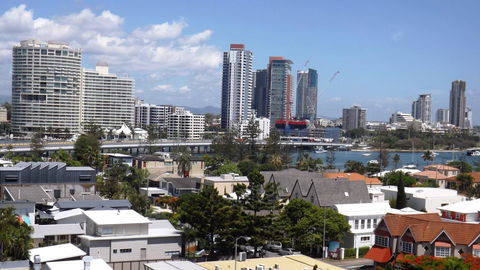 The Meriton Apartments On Main Beach - Hotel Gold Coast 20