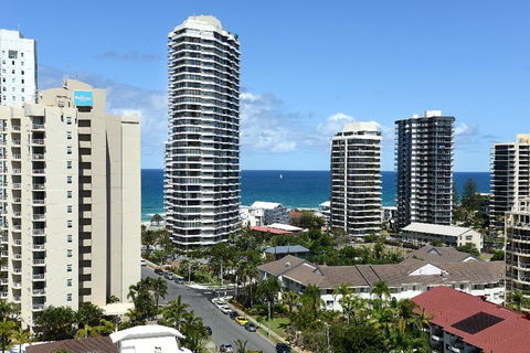 The Meriton Apartments On Main Beach - Hotel Gold Coast 27