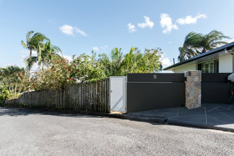 Private Guest Suite High On Currumbin Hill - Hotel Gold Coast 29