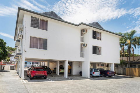 Sunshine Beach Resort - Hotel Gold Coast 13
