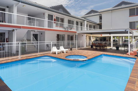 Sunshine Beach Resort - Hotel Gold Coast 0