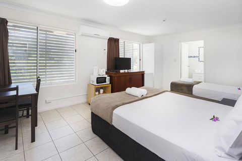 Sunshine Beach Resort - Hotel Gold Coast 8