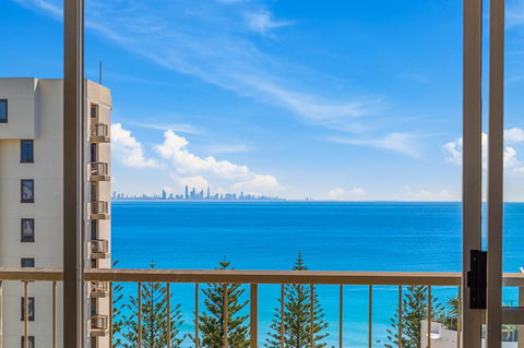 Rainbow Commodore Coolangatta - Hotel Gold Coast 2