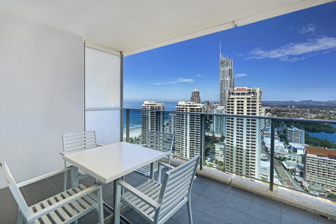 Number 1 H Residences - WiFi, Parking & More By Gold Coast Holidays - Hotel Gold Coast 21