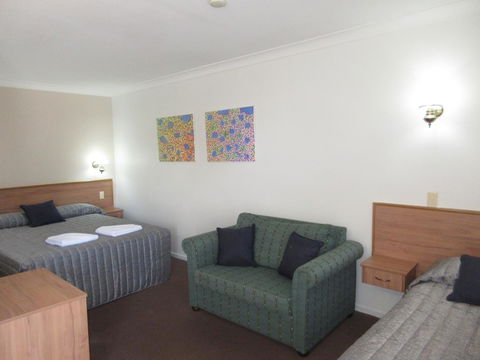 Riviera On Ruthven - Hotel Gold Coast 2