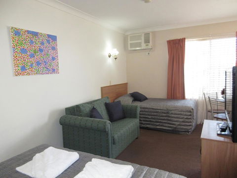Riviera On Ruthven - Hotel Gold Coast 3