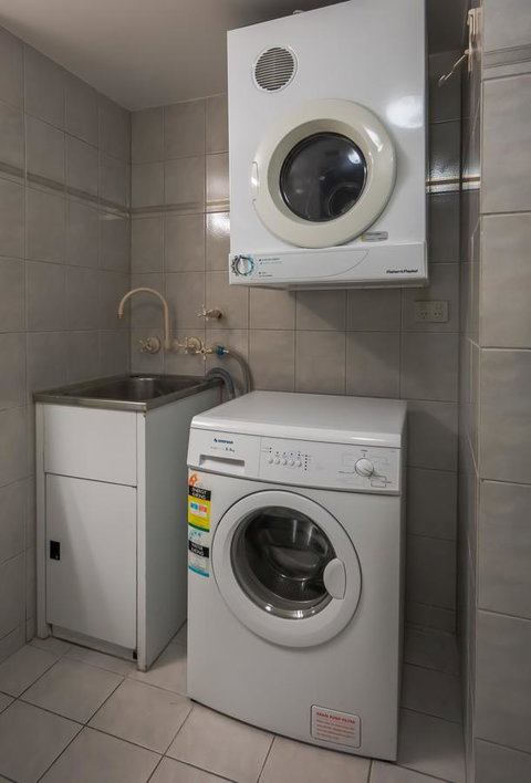 Surfers Hawaiian Holiday Apartments - Hotel Gold Coast 24