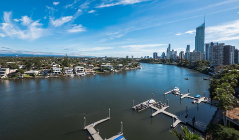 Surfers Hawaiian Holiday Apartments - Hotel Gold Coast 9