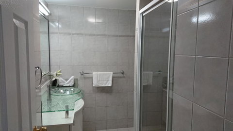 Surfers Hawaiian Holiday Apartments - Hotel Gold Coast 12