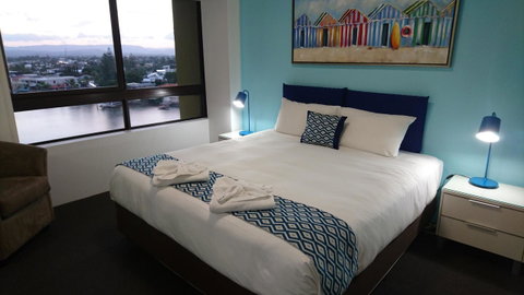 Surfers Hawaiian Holiday Apartments - Hotel Gold Coast 16