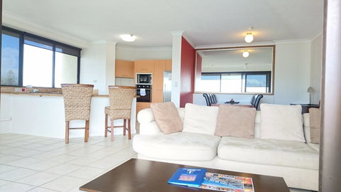 Surfers Hawaiian Holiday Apartments - Hotel Gold Coast 18