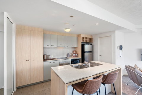 Wings Resort, Apartments And 2 Story Penthouses - We Accommodate - Hotel Gold Coast 18
