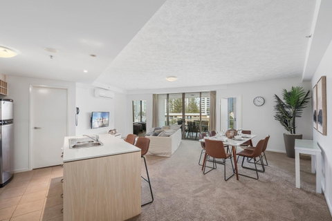 Wings Resort, Apartments And 2 Story Penthouses - We Accommodate - Hotel Gold Coast 10