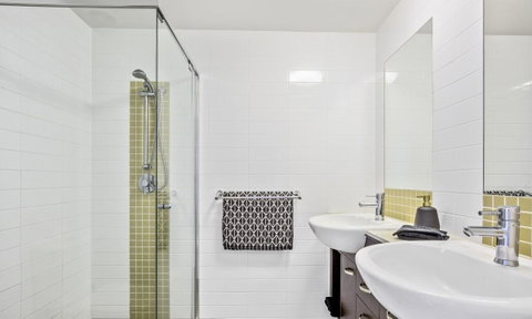 Wings Resort, Apartments And 2 Story Penthouses - We Accommodate - Hotel Gold Coast 3