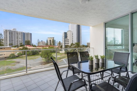Wings Resort, Apartments And 2 Story Penthouses - We Accommodate - Hotel Gold Coast 15