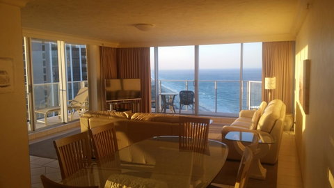 Hi Surf Beachfront Resort Apartments - Hotel Gold Coast 2