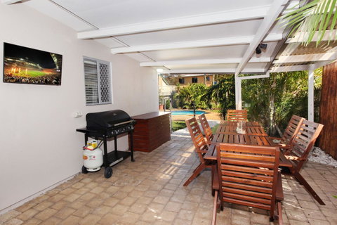 6 Botany Court Marcoola Beach - Pet Friendly 500 Bond - Hotel Gold Coast 8