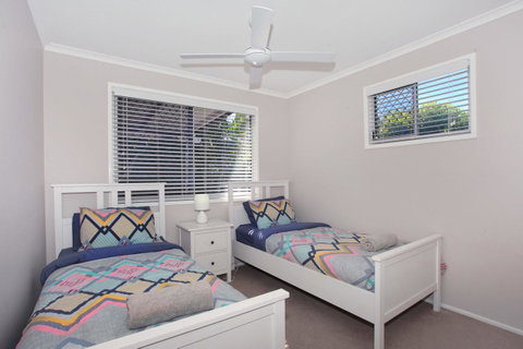 6 Botany Court Marcoola Beach - Pet Friendly 500 Bond - Hotel Gold Coast 2
