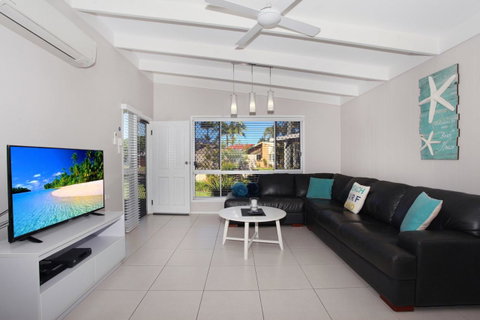 6 Botany Court Marcoola Beach - Pet Friendly 500 Bond - Hotel Gold Coast 7