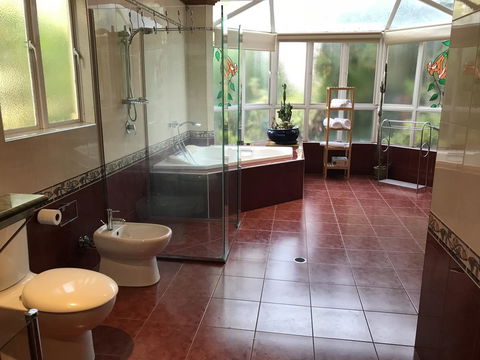 Taj On Byrnes - Private Luxury Apartment Mareeba - Hotel Gold Coast 3