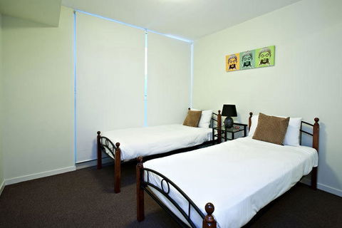 Lanai Riverside Apartments - Hotel Gold Coast 5