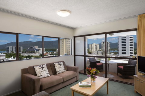 The Benson Hotel - Hotel Gold Coast 9