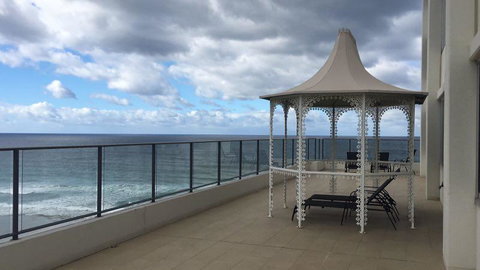 The Penthouses Apartments - Hotel Gold Coast 13
