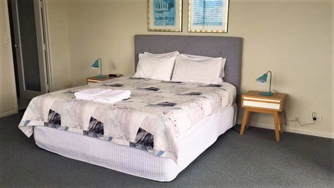 The Penthouses Apartments - Hotel Gold Coast 10