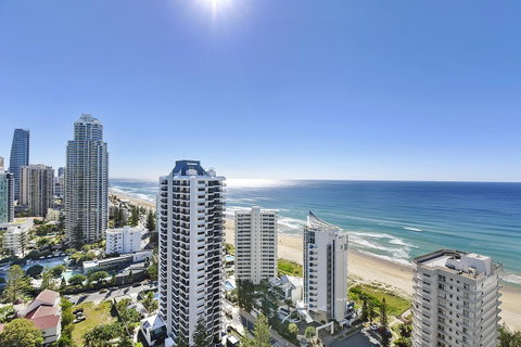 Surfers Century Oceanside Apartments - Hotel Gold Coast 16