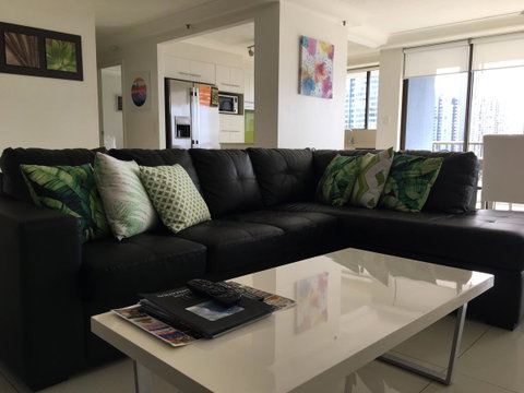 Surfers Century Oceanside Apartments - Hotel Gold Coast 26