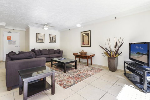 Surfers Century Oceanside Apartments - Hotel Gold Coast 6