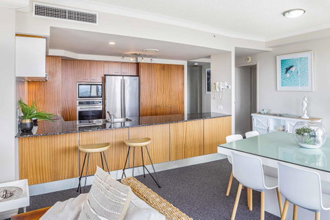 Holiday Holiday Chevron Renaissance Apartments - Hotel Gold Coast 8