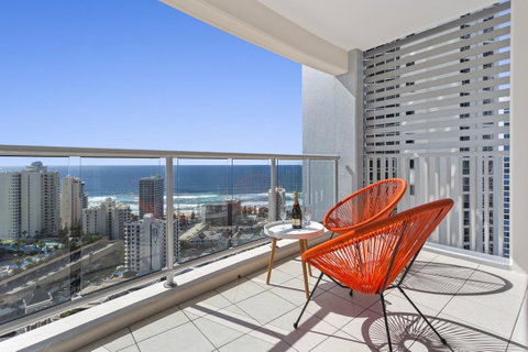 Holiday Holiday Chevron Renaissance Apartments - Hotel Gold Coast 14