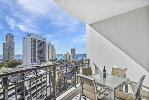 Holiday Holiday Chevron Renaissance Apartments - Hotel Gold Coast 22