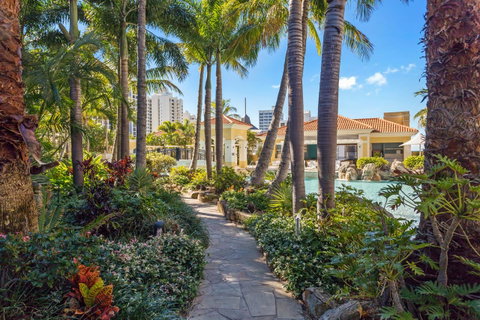 Holiday Holiday Chevron Renaissance Apartments - Hotel Gold Coast 15