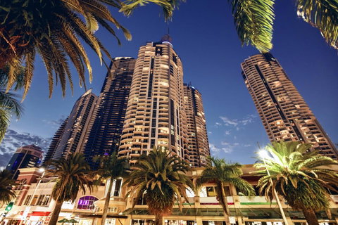 Holiday Holiday Chevron Renaissance Apartments - Hotel Gold Coast 20